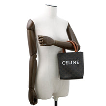 将图像加载到图库查看器中，CELINE Triomphe Vertical Cabas Tan194372 PVC Leather Size Mini
