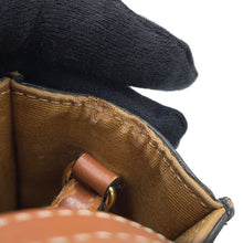 将图像加载到图库查看器中，CELINE Triomphe Vertical Cabas Tan194372 PVC Leather Size Mini
