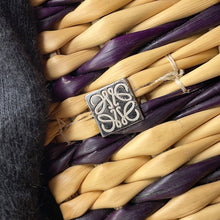 Load image into Gallery viewer, LOEWE Anagram basket bag Natural/BrownA223099X02 Raffia Leather
