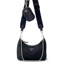 将图像加载到图库查看器中，PRADA Re-Edition 2005 Shoulder Bag Black1BH204 Nylon
