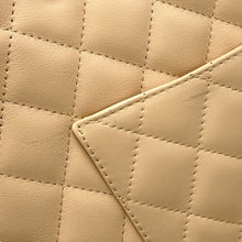 将图像加载到图库查看器中，CHANEL Cambon line Tote Bag BeigeA25167 Lambskin Patent Leather Size Medium
