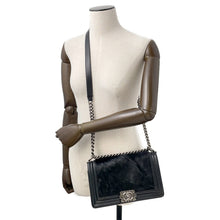 Load image into Gallery viewer, CHANEL Boy Chanel ChainShoulder Bag Black Leather Fur Size 25
