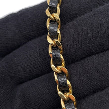 将图像加载到图库查看器中，CHANEL Matelasse Chain wallet BlackAP0250 Caviar Leather
