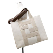 将图像加载到图库查看器中，FENDI Shopping bag Beige7VA558 Canvas
