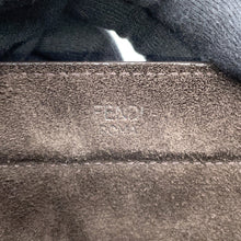 将图像加载到图库查看器中，FENDI Flip Medium Tote Brown/Black8BH419 Leather Size Medium
