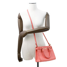 将图像加载到图库查看器中，Ferragamo Gancini 2WAYBag salmon pink21E428 Leather
