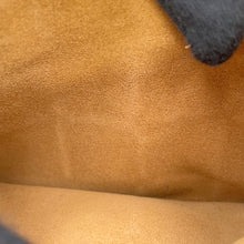 Load image into Gallery viewer, Bottega Veneta ★MAXI INTRECCIATO Small Double Pouch Pink574049 Leather Size Small
