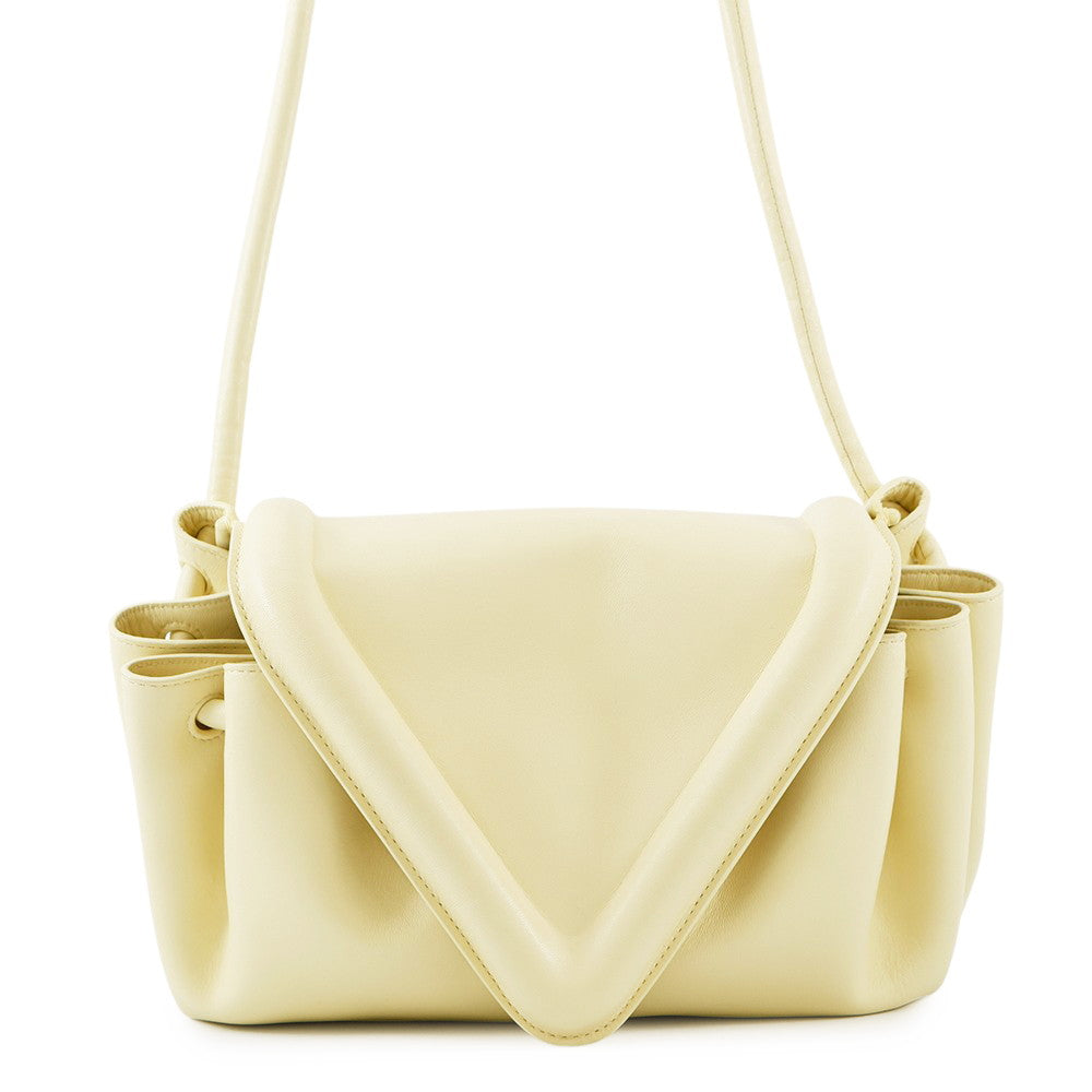 Bottega Veneta BeakSmall Shoulder ice cream658523 Leather