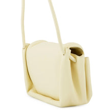 将图像加载到图库查看器中，Bottega Veneta BeakSmall Shoulder ice cream658523 Leather
