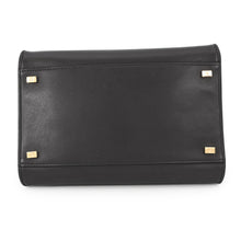 将图像加载到图库查看器中，The Row Margaux 10 2-Way Bag Black Leather
