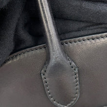 将图像加载到图库查看器中，The Row Margaux 10 2-Way Bag Black Leather
