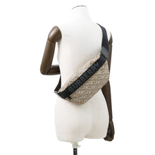 将图像加载到图库查看器中，BURBERRY TBMonogram Waist Bag Beige/Black8011615 Nylon
