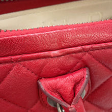 Load image into Gallery viewer, CHANEL Matelasse 2WAYBag RedA92748 Leather

