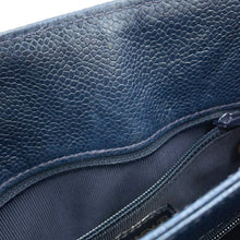 将图像加载到图库查看器中，CHANEL ChainShoulder Navy Caviar Leather
