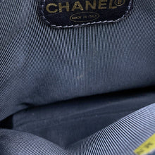 将图像加载到图库查看器中，CHANEL ChainShoulder Navy Caviar Leather
