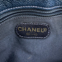 将图像加载到图库查看器中，CHANEL ChainShoulder Navy Caviar Leather
