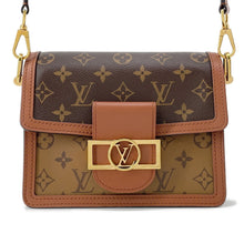 Load image into Gallery viewer, LOUIS VUITTON Dauphine NoirM45959 Monogram Monogram Reverse Canvas Size MINI
