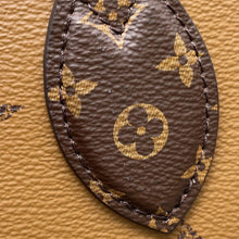 Load image into Gallery viewer, LOUIS VUITTON Onthego RedM44576 Monogram Monogram Reverse Canvas Monogram Giant Size GM
