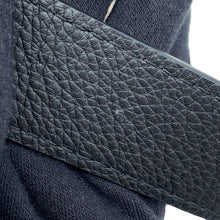 将图像加载到图库查看器中，LOUIS VUITTON Padlock &amp; Go NoirM22311 Grained Calf Leather
