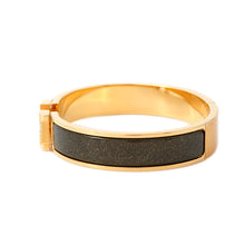 Load image into Gallery viewer, HERMES Clic crack Size PM Noir・Dore Metal Enamel Glitter
