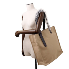 将图像加载到图库查看器中，HERMES Etrivieres Shopping Beige Marfa/Black Towargoelan Vache Hunter Leather
