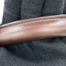 Load image into Gallery viewer, CELINE Occur 16 (Case) Soft Handbag Hickory120443GIM.19IK Leather Size Medium

