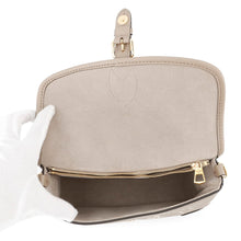 将图像加载到图库查看器中，LOUIS VUITTON Dianu Tourterelle claimM46583 Monogram Empreinte Leather
