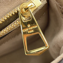 将图像加载到图库查看器中，LOUIS VUITTON Dianu Tourterelle claimM46583 Monogram Empreinte Leather
