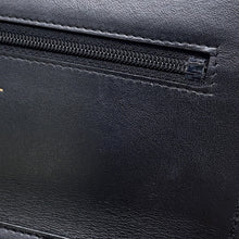 将图像加载到图库查看器中，CHANEL Camellia Chain Wallet BlackA47421 Caviar Leather
