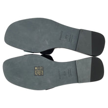 Load image into Gallery viewer, HERMES Oran Two-Tone Sandals Black/VertMoose Leather Velvet Size 38H

