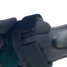 Load image into Gallery viewer, HERMES Oran Two-Tone Sandals Black/VertMoose Leather Velvet Size 38H
