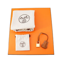 Load image into Gallery viewer, HERMES Birkin Gold Togo Leather Size 25
