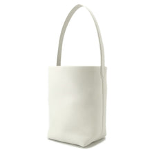 将图像加载到图库查看器中，The Row N/S Park Tote WhiteW1314 Leather Size S
