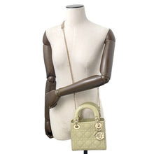 将图像加载到图库查看器中，Dior Lady Dior 2WAYHandbag Light Green Patent Leather Size Mini
