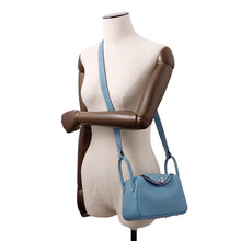 将图像加载到图库查看器中，HERMES Lindy New Blue Jean Taurillon Clemence Size Mini
