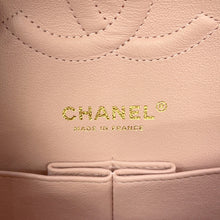 将图像加载到图库查看器中，CHANEL Matelasse W Flap ChainShoulder Bag PinkA01112 Caviar Leather Size 25
