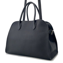将图像加载到图库查看器中，The Row Margaux BlackW1586 Leather Size 12
