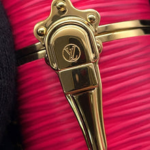 将图像加载到图库查看器中，LOUIS VUITTON ★Lipstick case Fuschia PinkR97984 Epi Leather
