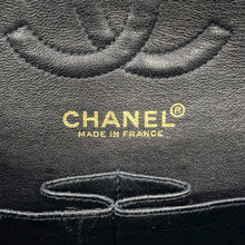 Load image into Gallery viewer, CHANEL Matelasse W Flap W Chain Shoulder BlackA01113 Caviar Leather Size 23

