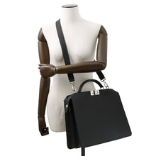 将图像加载到图库查看器中，FENDI Peekaboo Icy You Black7VA529 Leather Size Medium
