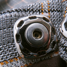 将图像加载到图库查看器中，LOUIS VUITTON Leather Trim Check Jacket Size 34 Gray/Black/OrangeRW232W Wool 43% Rayon 23% Cotton23% Linen 8% Nylon 3%
