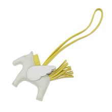 Load image into Gallery viewer, HERMES Rodeo Pegasus Vert Fizz/Lime/New White Lambskin Size PM
