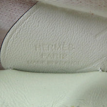 Load image into Gallery viewer, HERMES Rodeo Pegasus Vert Fizz/Lime/New White Lambskin Size PM
