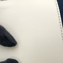 将图像加载到图库查看器中，GUCCI Sylvie Shoulder Bag White421882 Leather Canvas

