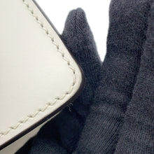 将图像加载到图库查看器中，GUCCI Sylvie Shoulder Bag White421882 Leather Canvas
