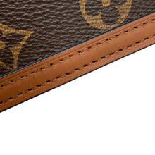 将图像加载到图库查看器中，LOUIS VUITTON Dauphine NoirM45959 Monogram Monogram Reverse Canvas Size MINI

