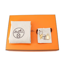 Load image into Gallery viewer, HERMES Picotin Lock Black Taurillon Clemence Size PM
