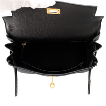 Load image into Gallery viewer, HERMES Kelly Retourne Black Togo Leather Size 25
