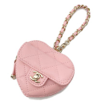 将图像加载到图库查看器中，CHANEL Matelasse Mini Heart Bag Charm PinkAP4838 Lambskin
