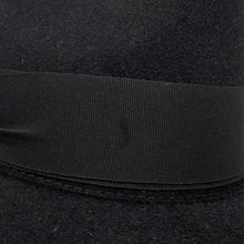 将图像加载到图库查看器中，HERMES Minicoo Heart Fauve Lelove Hat Size 57 Black FeltWool
